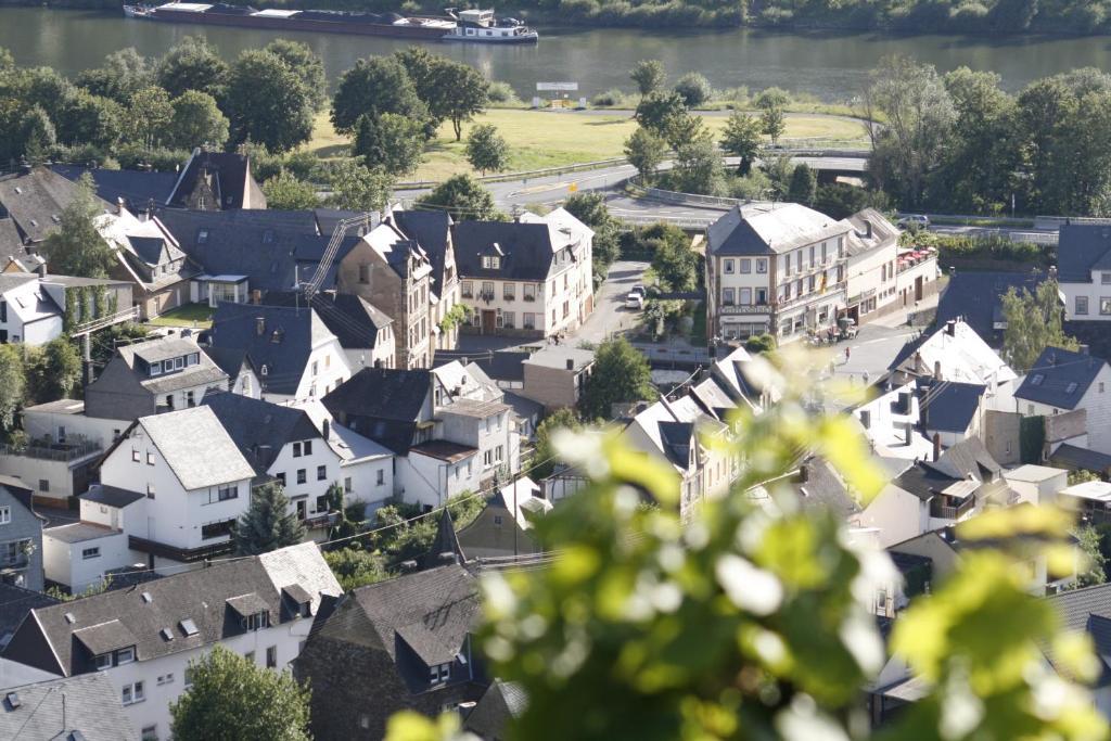 Mosel Weinhotel Steffensberg Enkirch Exterior foto